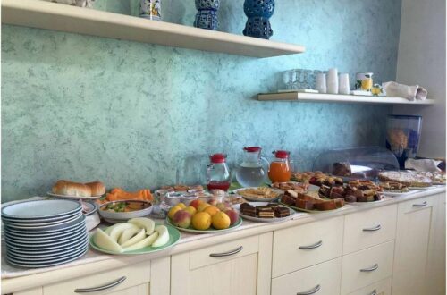 Ricca colazione del B&B Blue Sea